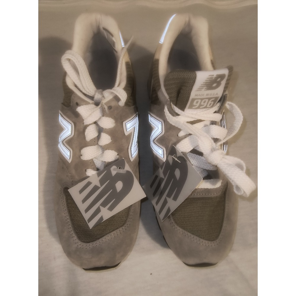 New Balance 996 Made in USA Grey Olive Green Sneakers Mens 7 Womens 8.5 NWT